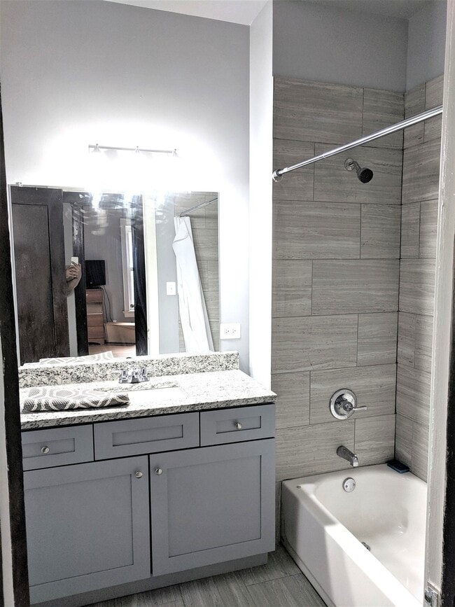 Photo - 5233 S Michigan Ave Unit 3S