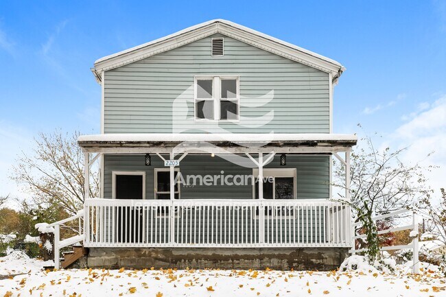 Building Photo - 2205 S William St