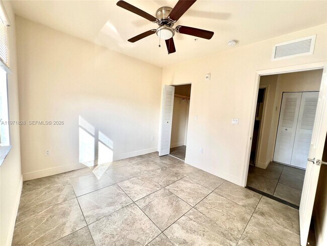 Photo - 1830 NW 1st St Unit 10