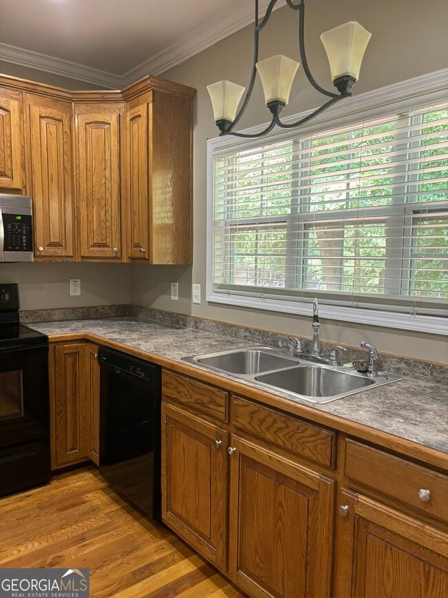 Photo - 103 Port Laz Ln