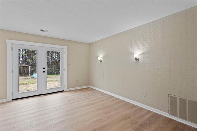 Photo - 1201 Shoreham Dr