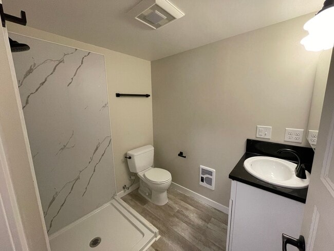 Photo - Fantastic Newly Remodeled Lower Unit in Buckman with Washer/Dryer Unit 1