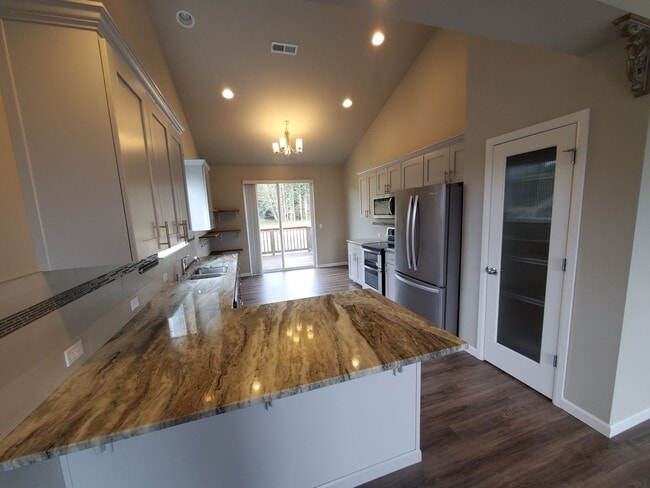 Photo - Beautiful Newer 4 Bedroom In Tahoma Terra Neighborhood!