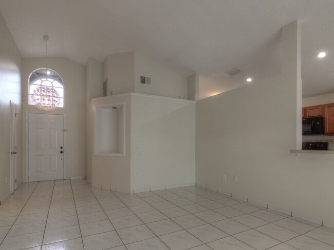 Photo - 8344 Fort Thomas Way