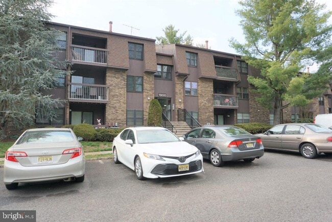 Photo - 1914 Old Stone Mill Dr Apartamento