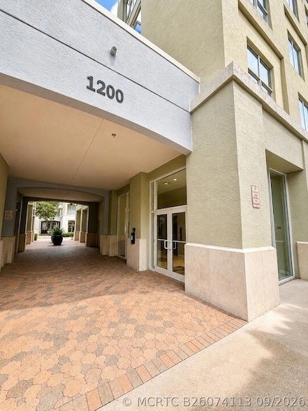 Building Photo - 1200 Town Center Dr Unit 206