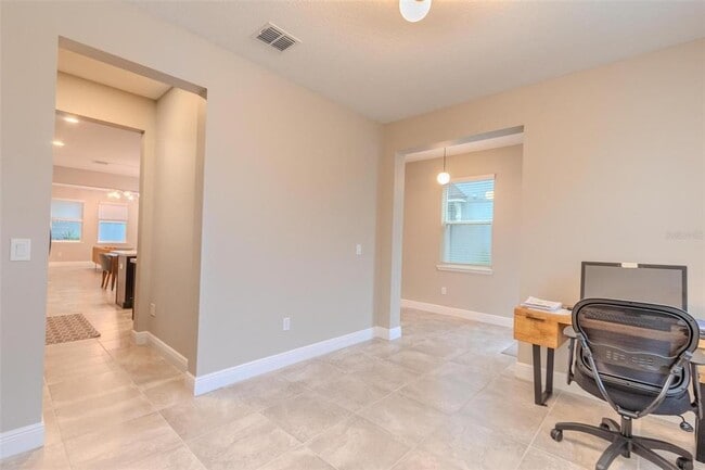 Photo - 8078 Glenlloyd Ave