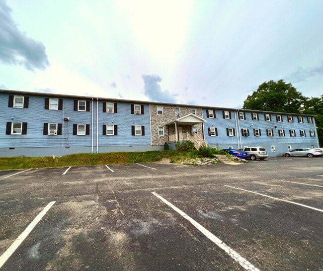 Cross Street Apartments - Cross Street Apartments