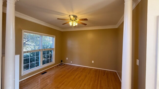 Photo - Spacious Colonial in Austin Ridge