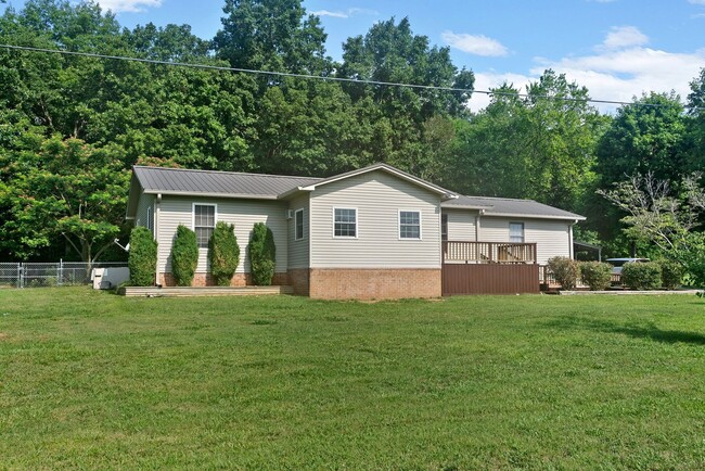 258 Barkley Cir