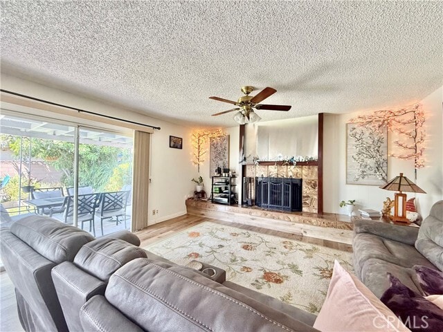 Photo - 6019 Ashworth St