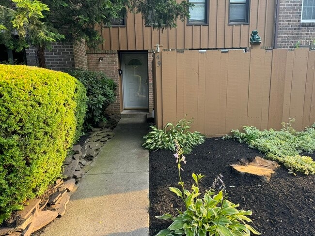 Photo - 49 Winged Foot Dr.