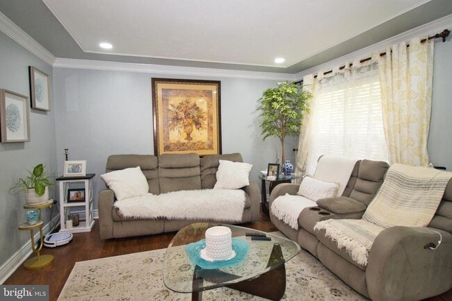 Photo - 4590 Louise St Claire Dr