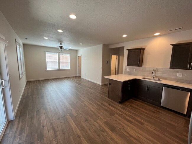 2539 NE Studio Rd