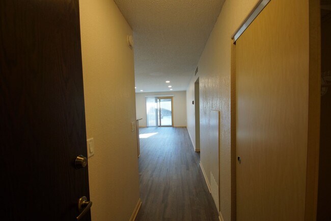 Photo - Modern First-Floor One Bedroom with In-Unit Laundry Unidad 111