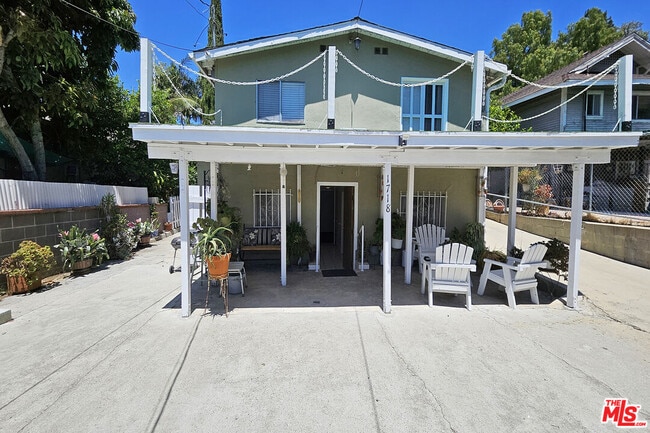 Photo - 1718 Grafton St