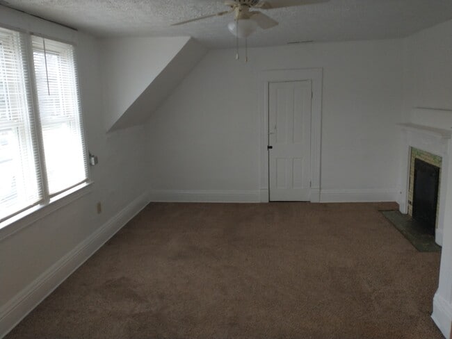 Front Room - 437 Breck Ave Unit C