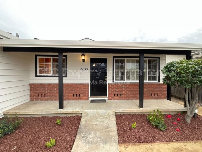 Building Photo - 7132 Bark Ln