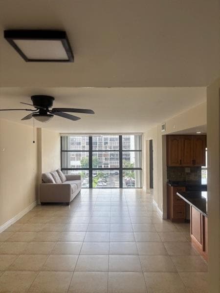 Photo - 800 Parkview Dr Unit 714
