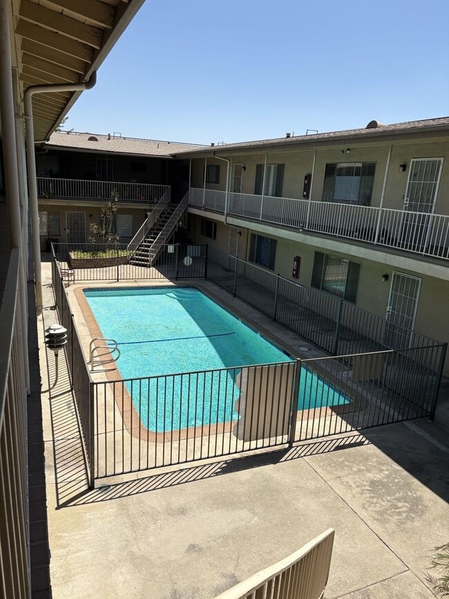 5931 Cloverly Apts