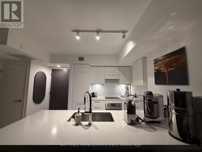 Photo - 33 Frederick Todd Wy Unit 330