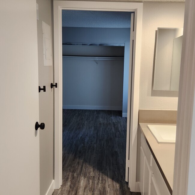 Gresham Apartments