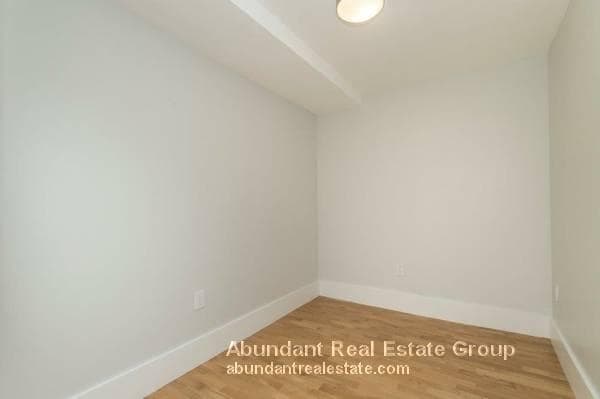 Photo - 123 Highland Ave Unit 32