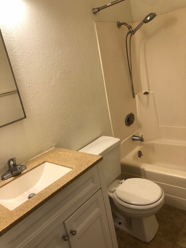 Photo - 2172 Olive Ave