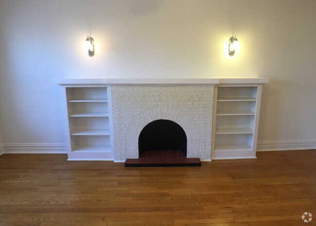 Building Photo - 3025 W Addison St Unit 1 Rental