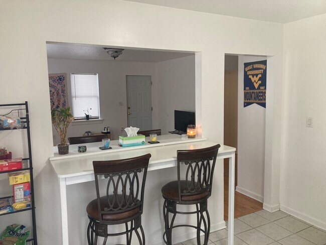 Photo - 146 Lorentz St