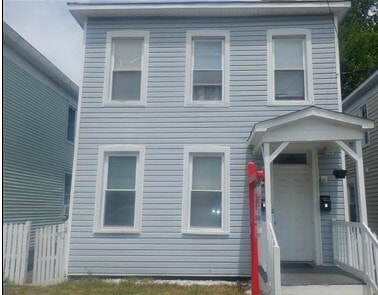 Photo - 607 W Washington St Unidad Apt. B (Upstairs)