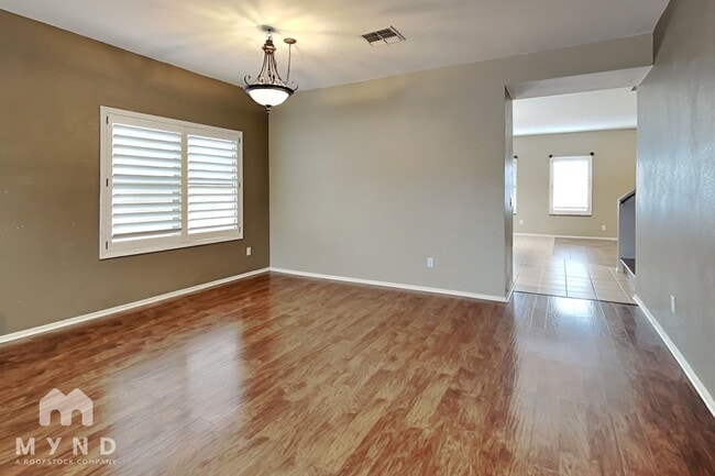 Photo - 2157 S Luther