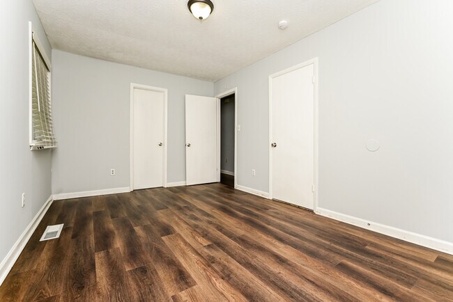 Photo - Fantastic 4bd/2ba home! Let yourself in!
