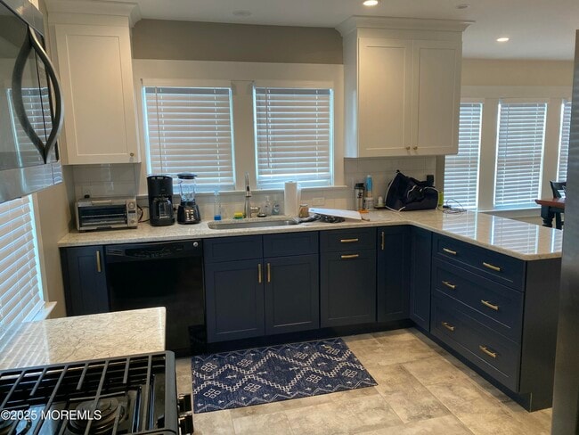 Photo - 119 18th Ave