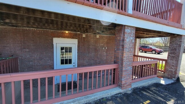 Photo - 139 Rombout Ave Unit 1