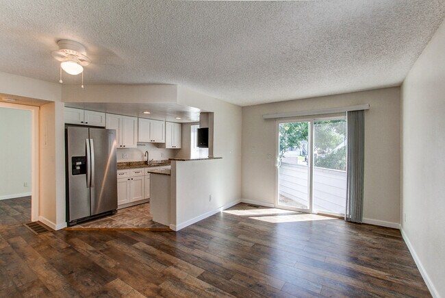 Photo - 17093 E Tennessee Dr Unidad 104