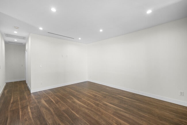 Photo - 1016 Linden Ave