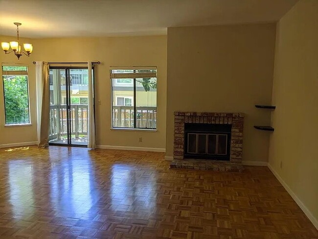 Photo - 1911 Magdalena Cir