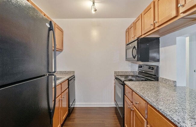 Photo - Oak Park City Apartments