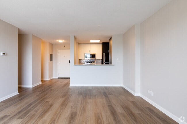 2BR, 2BA - Dining/Living