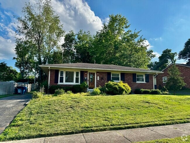 Building Photo - 136 Tartan Dr Rental