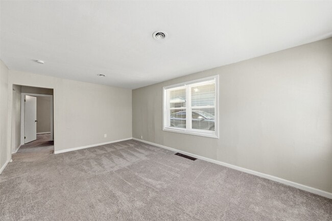 Photo - 191 Bascom Dr
