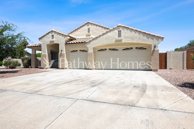 Photo - 520 W Musket Pl