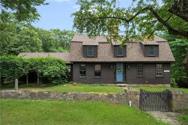Building Photo - 1515 S Rd