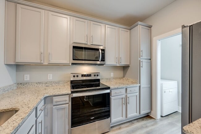 203 E Frg Ct
