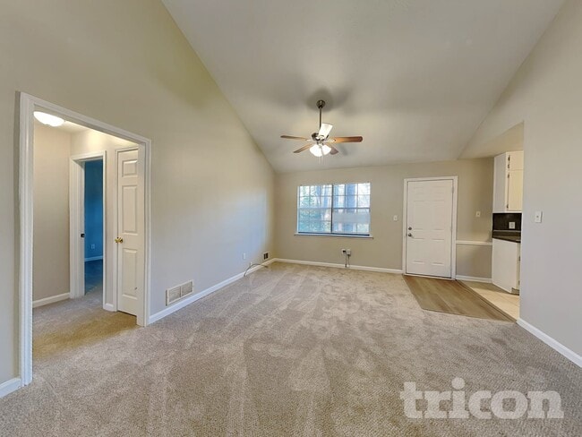 Photo - 3888 Tree Bark Ln SW