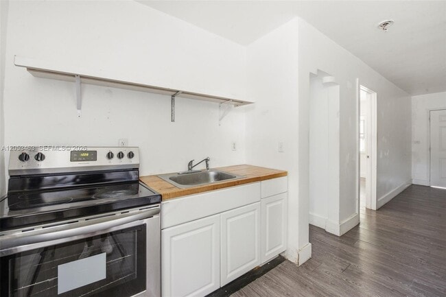 Photo - 7410 NW Miami Pl Unit 7414
