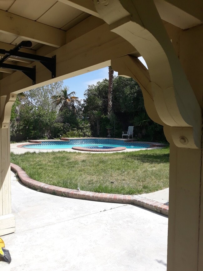 Photo - 5852 Almond Valley Way