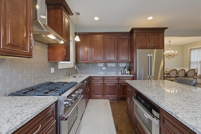 Photo - 1828 W Berenice Ave Unit House