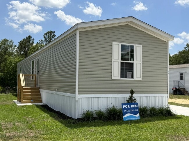 Building Photo - 156 Lakeside Garden Cir